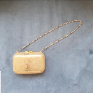 Kotur gold clutch